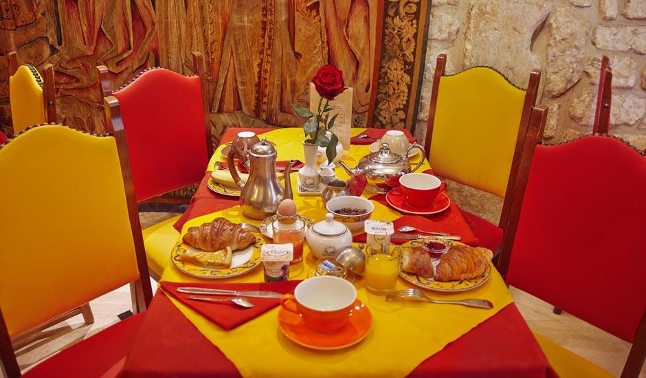Grand Dechampaigne Hotel Paris