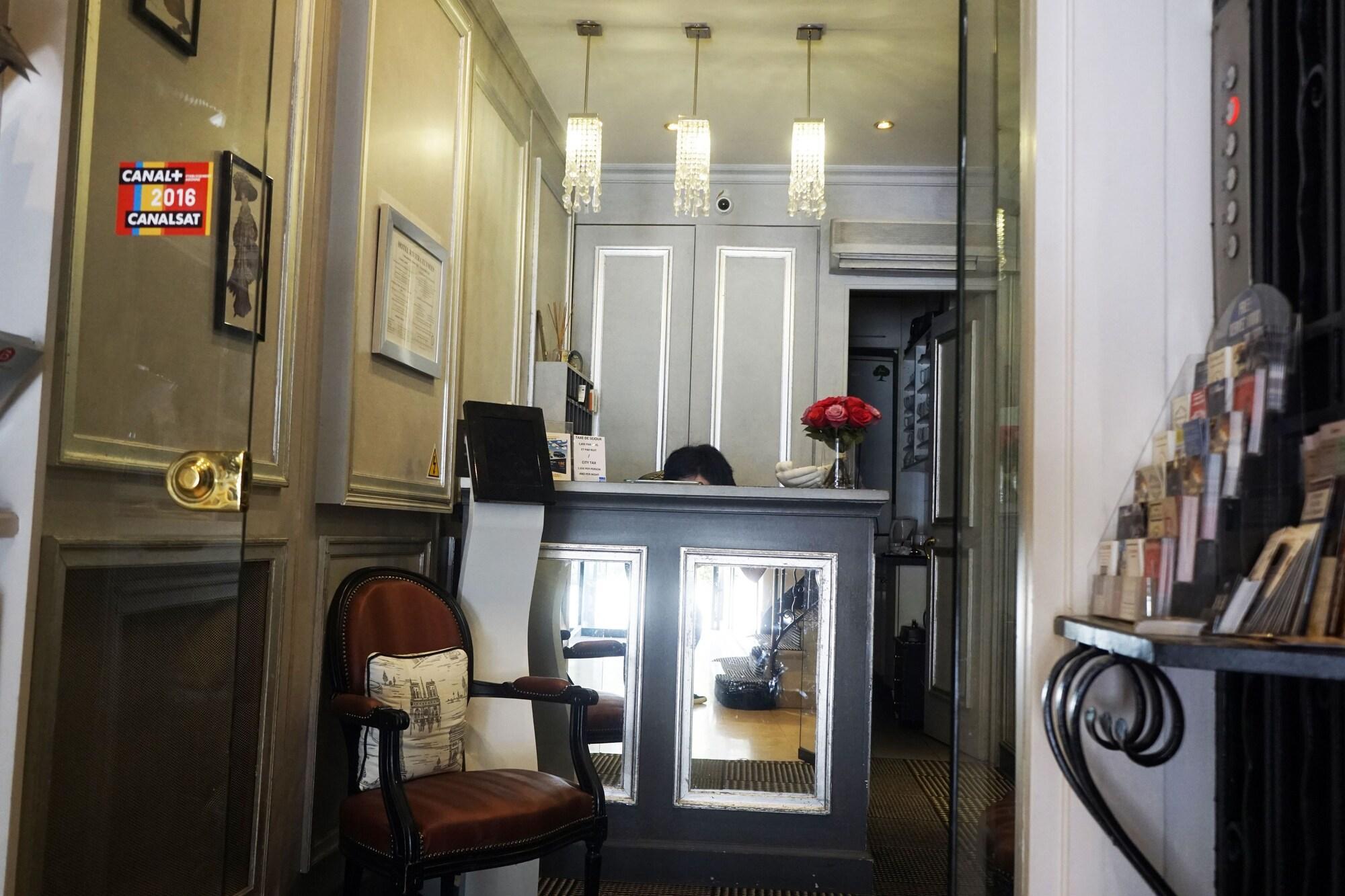 Riviera Elysees 3* Parigi