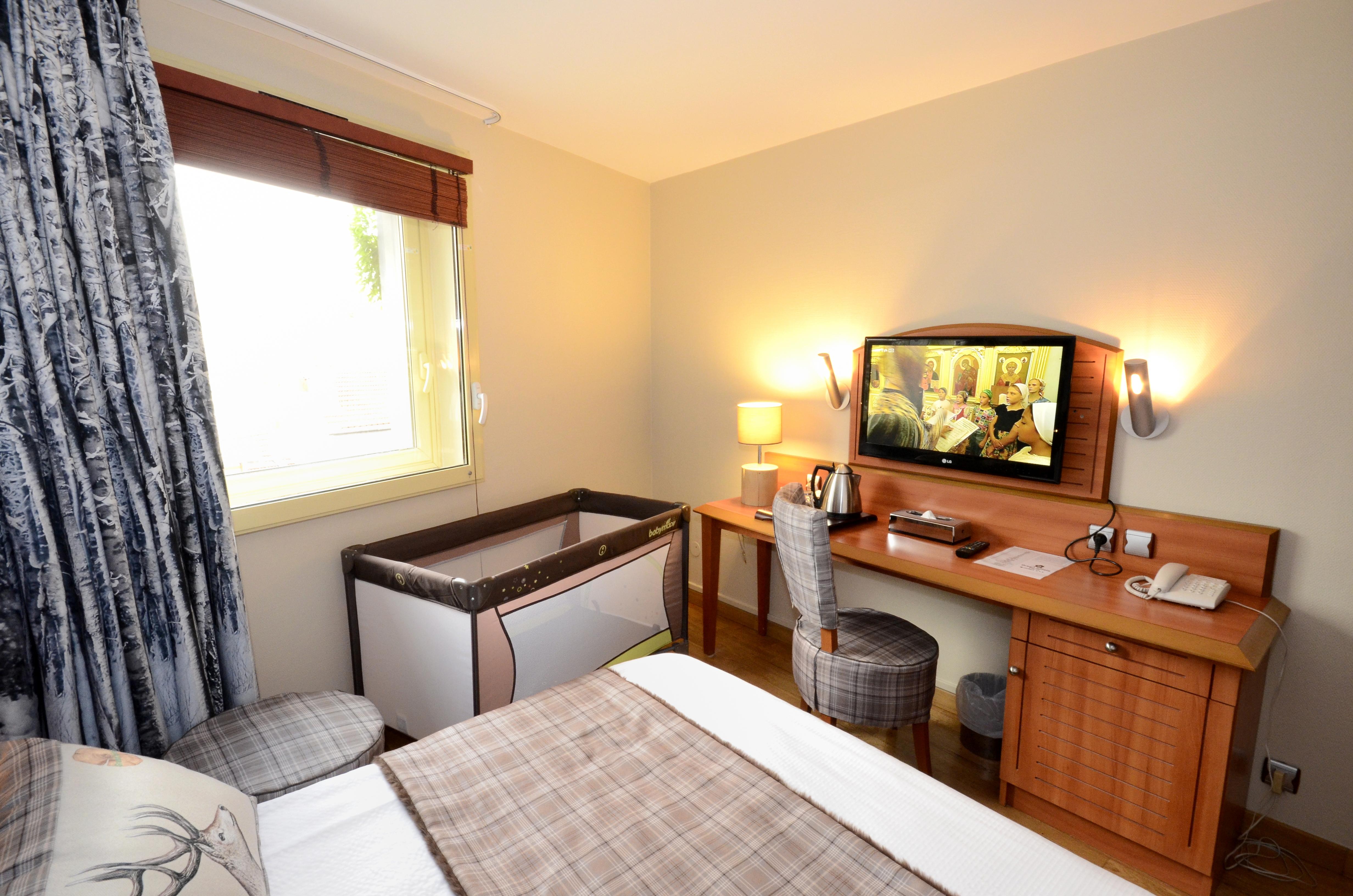 Hotel Confort 13 (adults Only) 3*