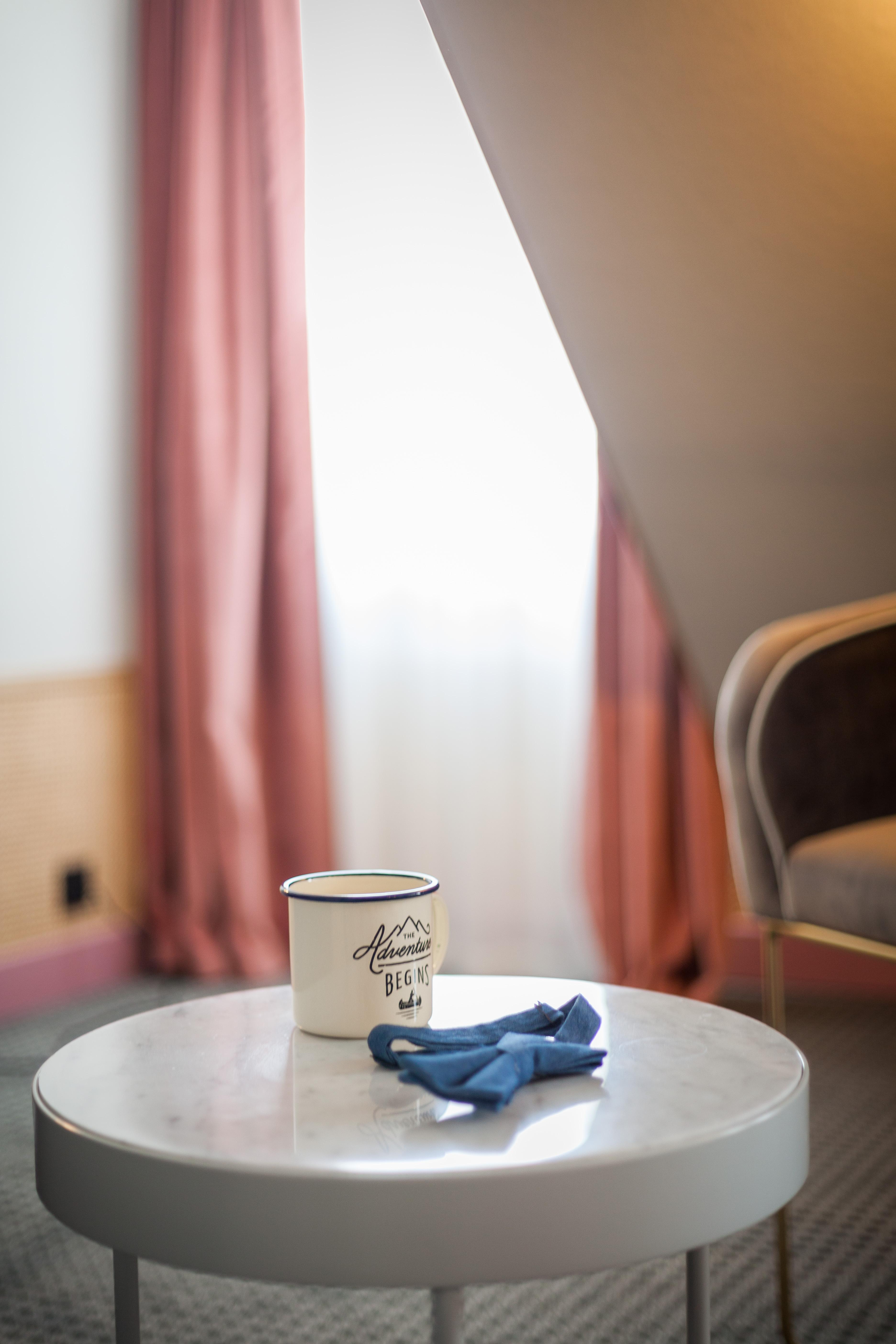 Hotel Handsome 3*