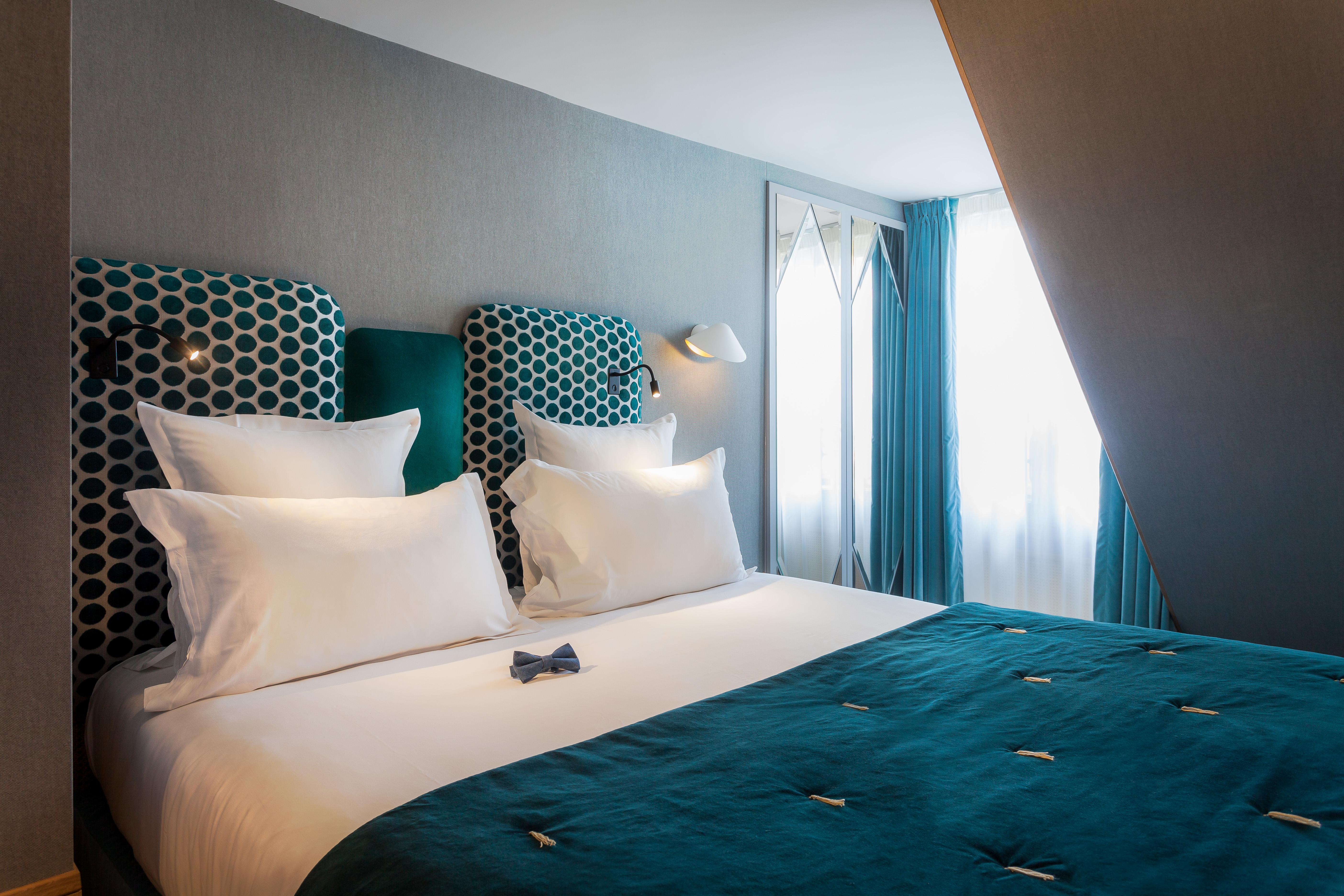 Handsome Hotel
