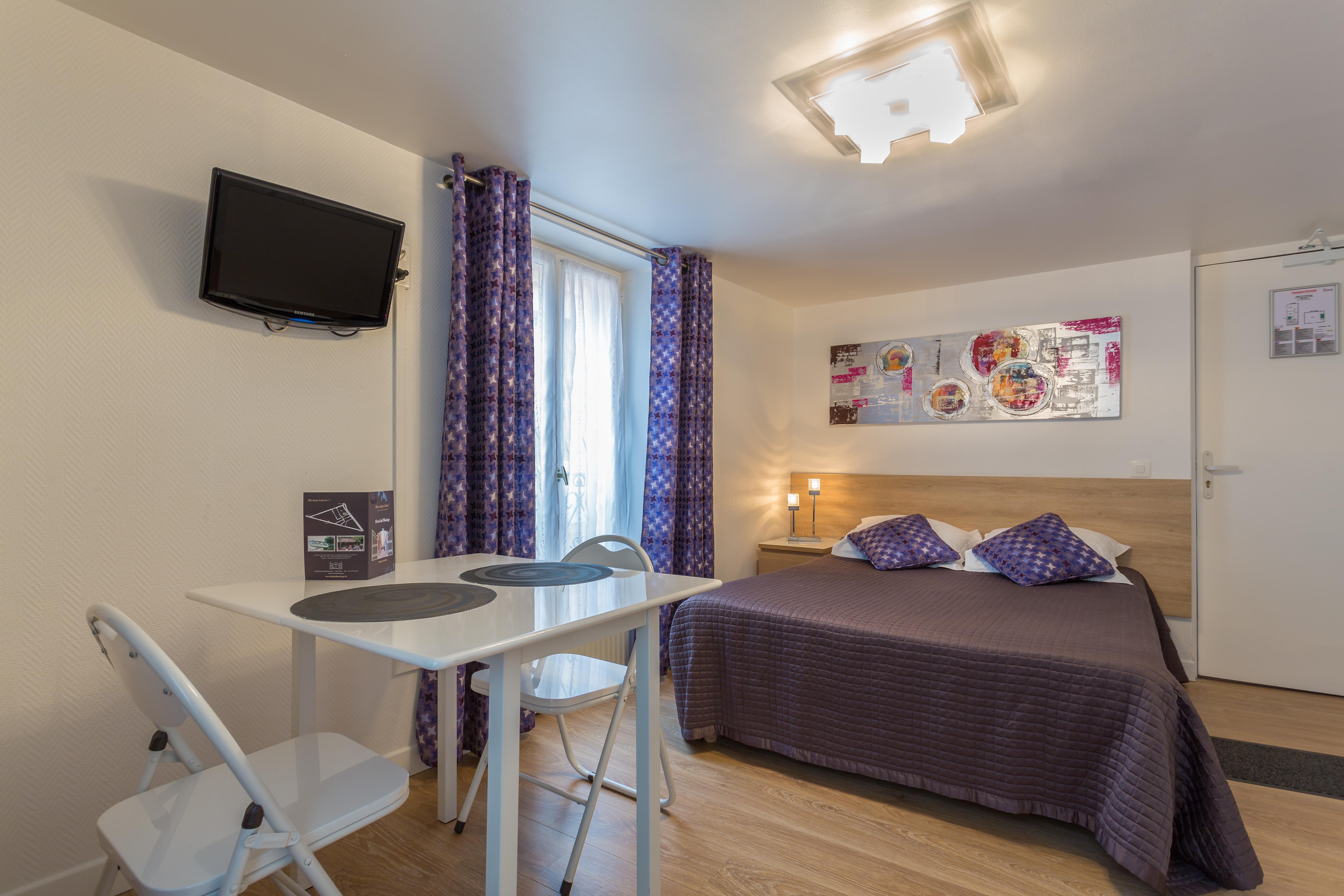 De L'horloge Aparthotel 2*