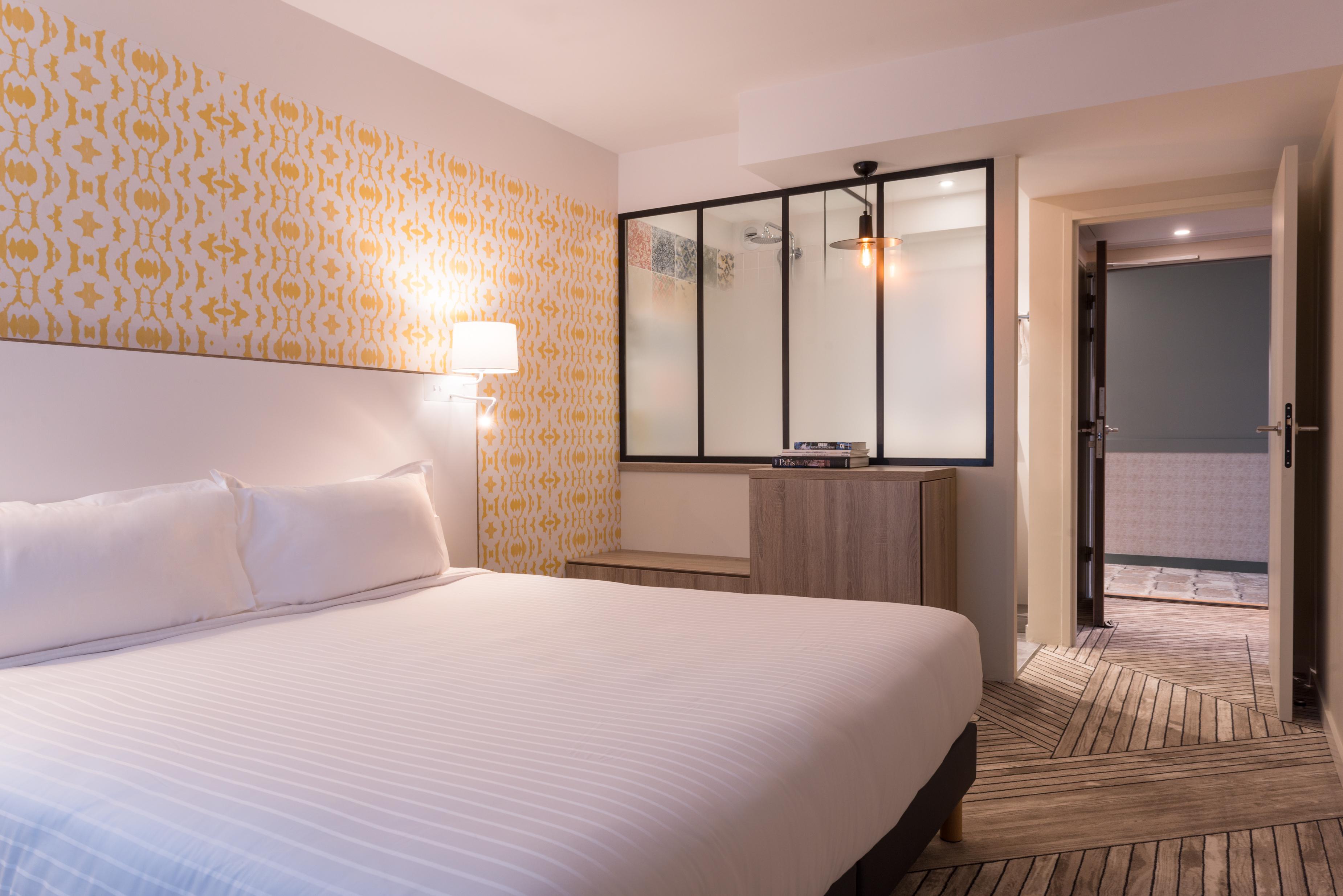Hotel The Originals Boutique, Maison Montmartre Les Puces 4*