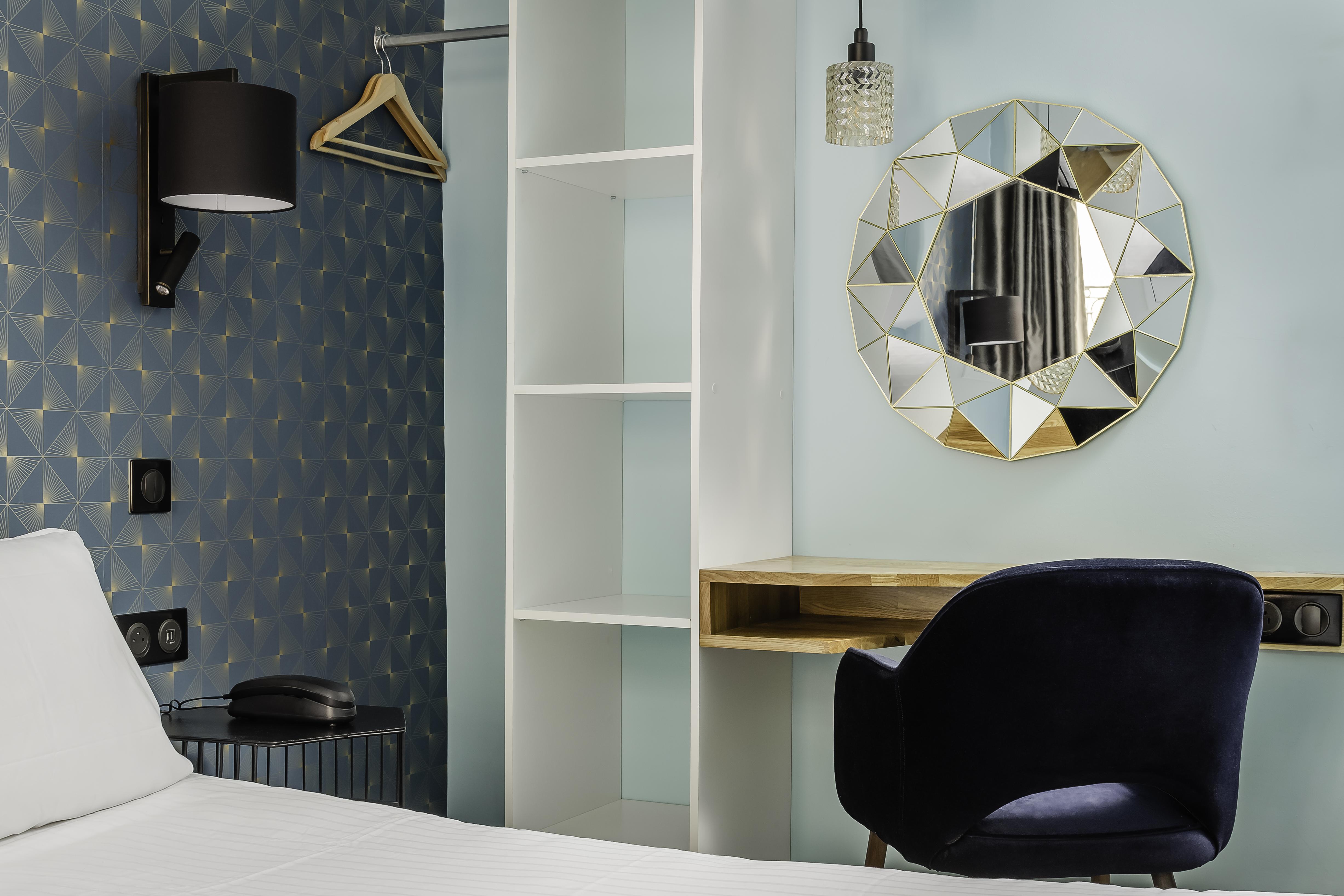 Elysée Etoile Hotel 2*