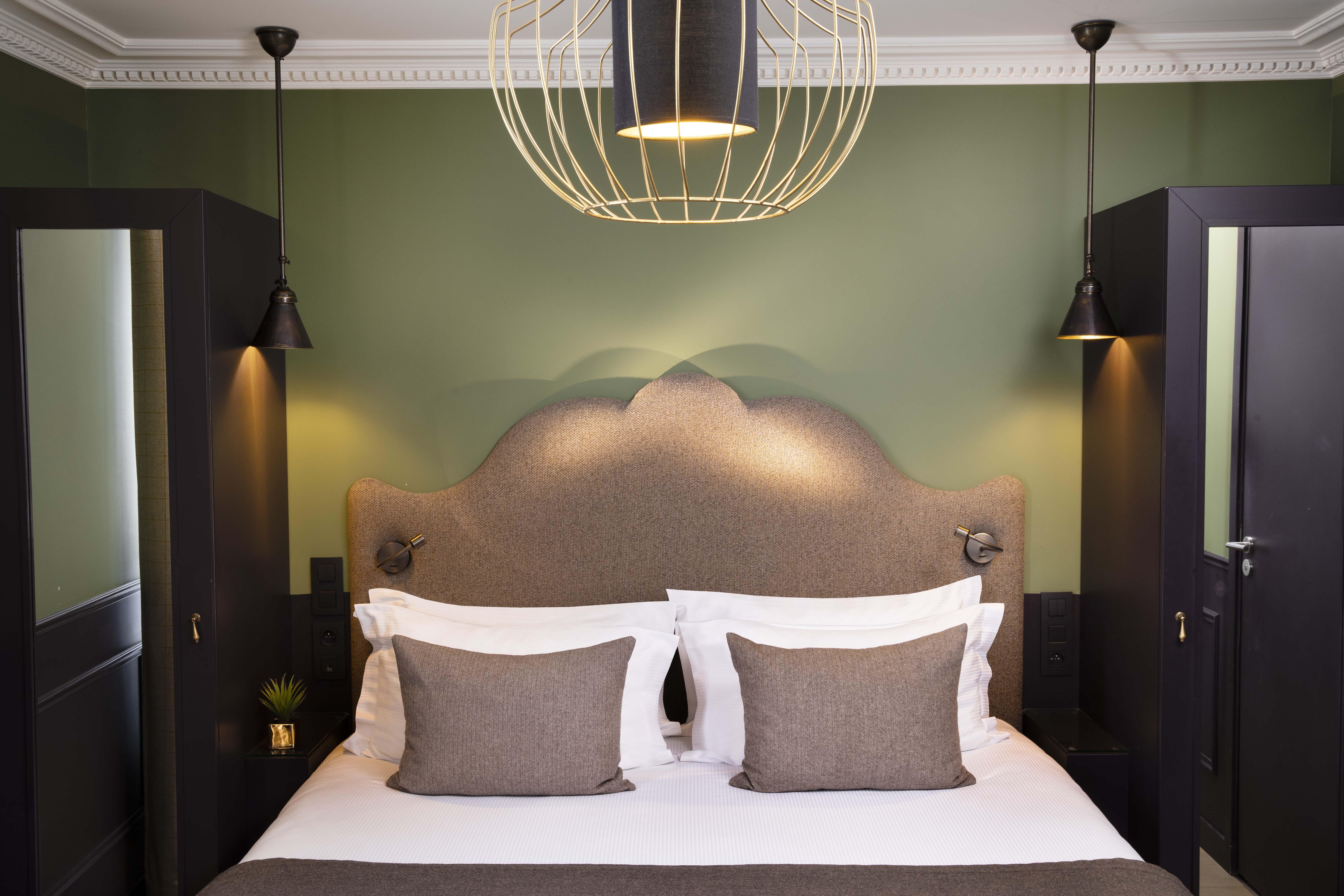 Monsieur & 4* Paris
