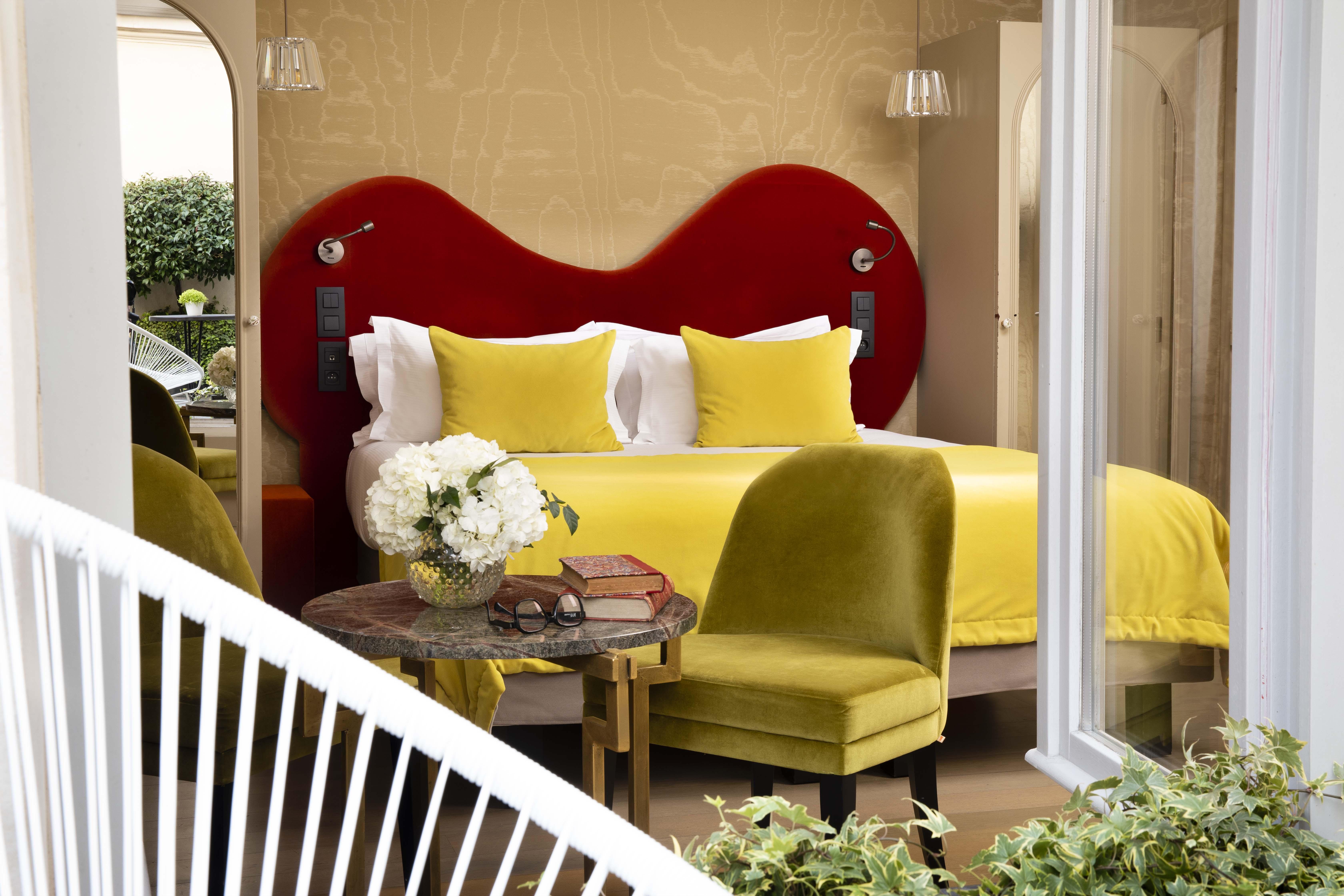 Hotel Monsieur & 4*