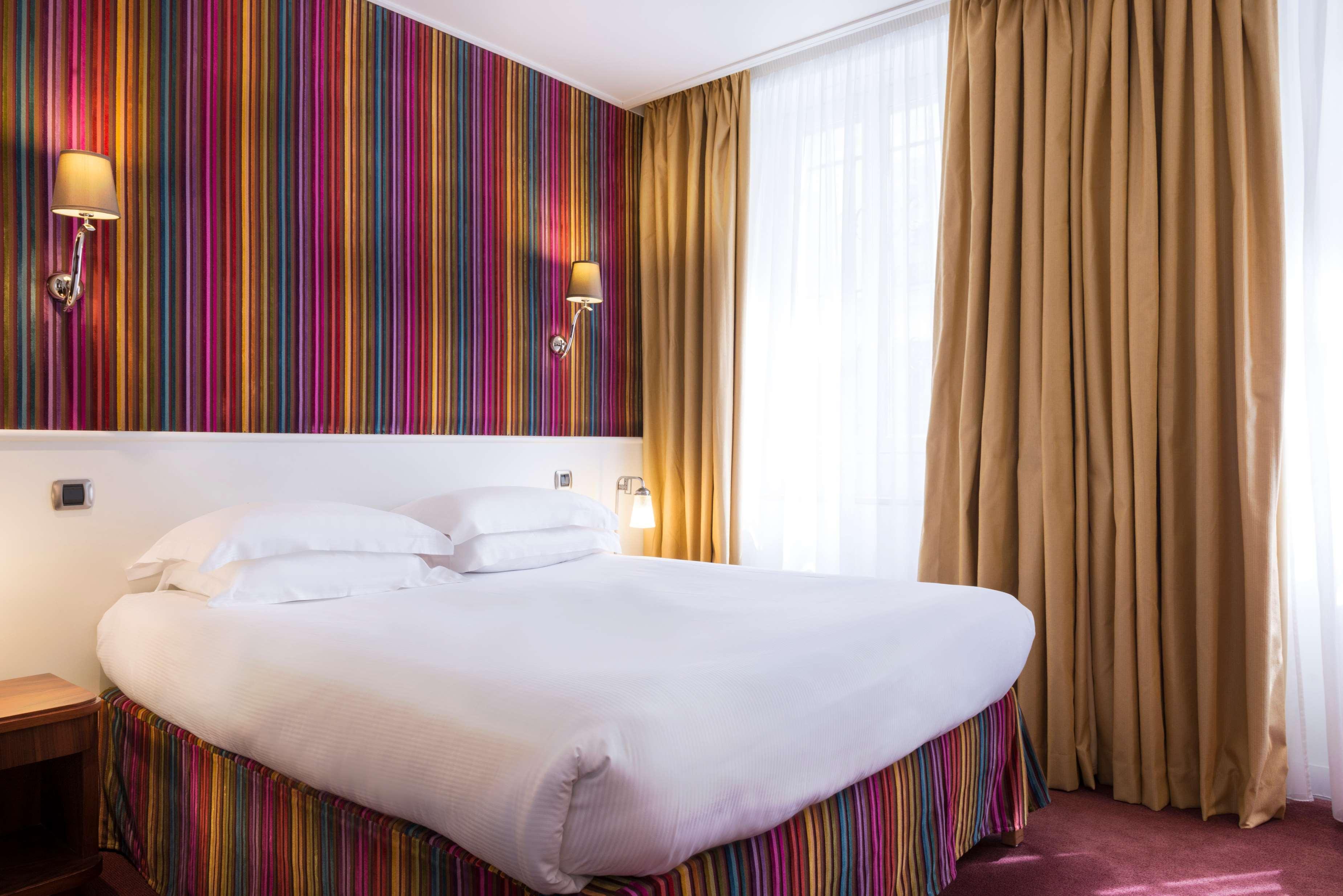 Hotel Jardin De Cluny 4*