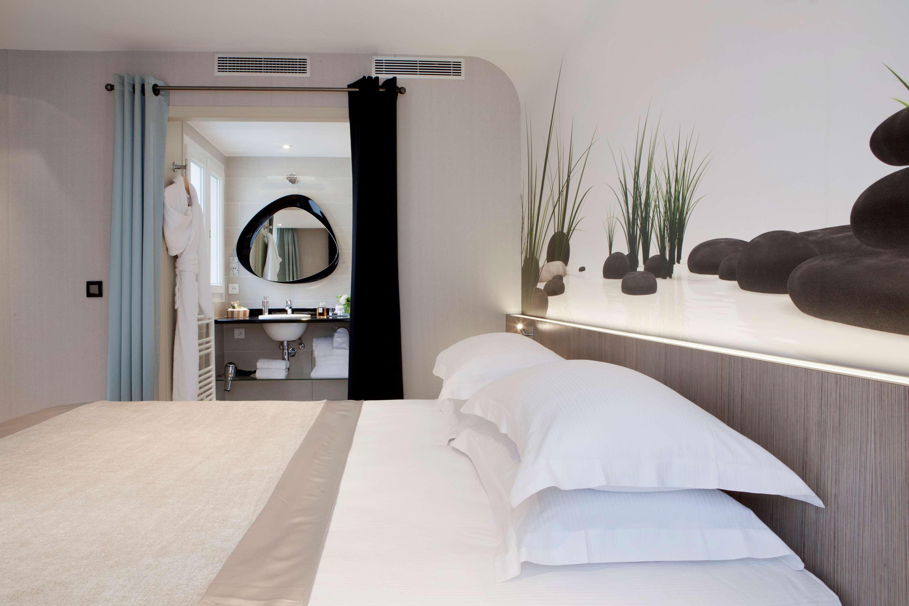 Jardin De Cluny Hotel 4*