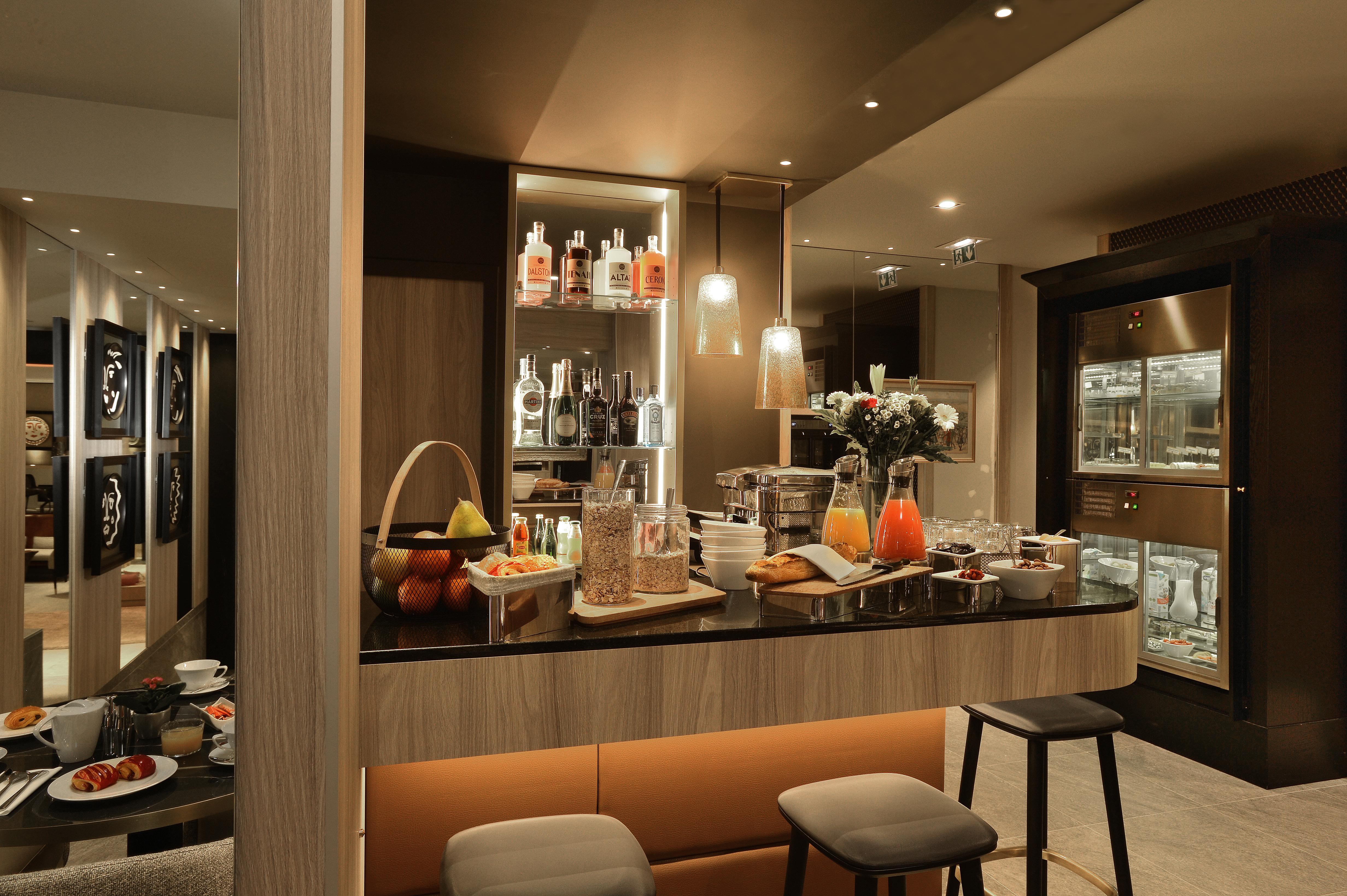 Hotel La Lanterne Parigi