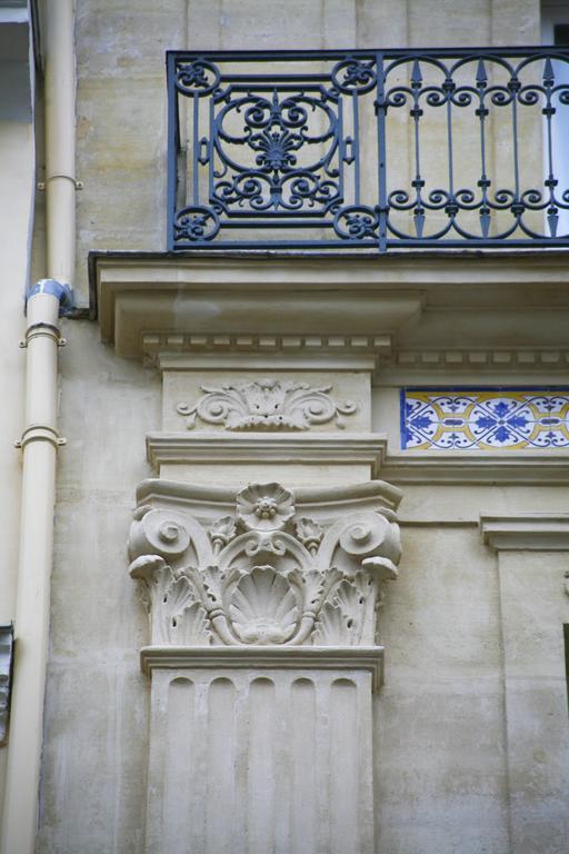 Delambre Hotel 3*
