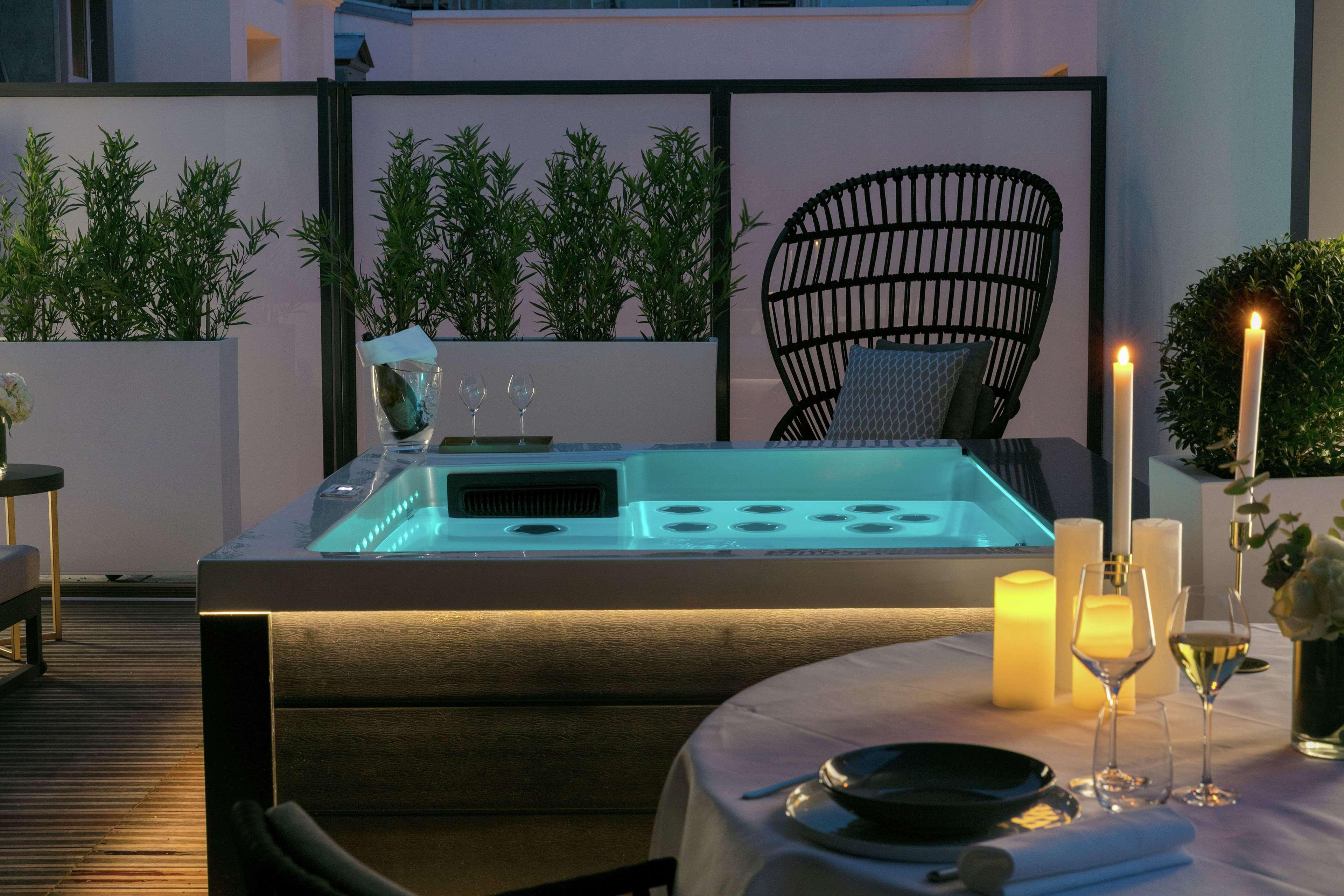 Niepce Paris, Curio Collection By Hilton Hotel Parigi