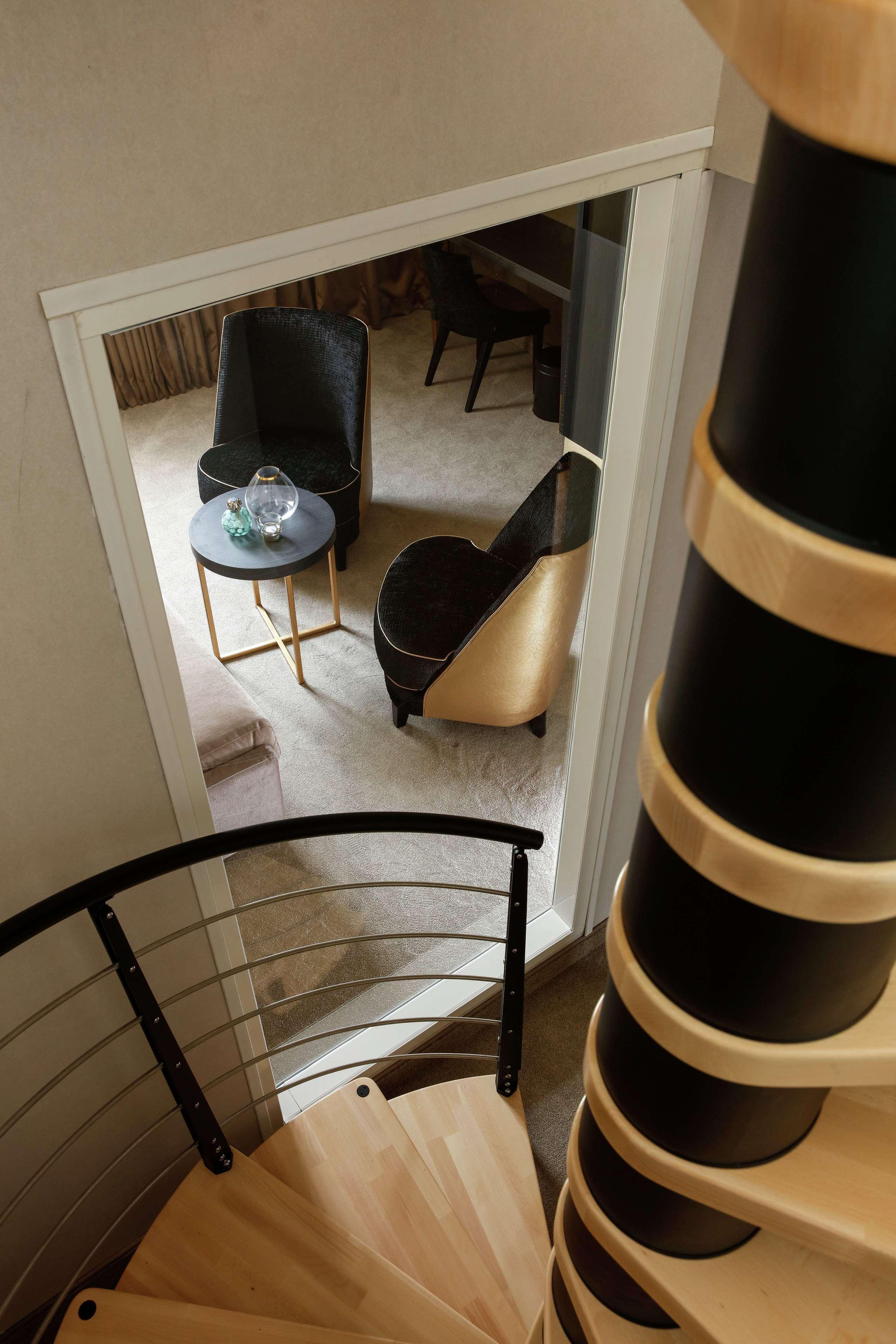 Niepce Paris, Curio Collection By Hilton 4*