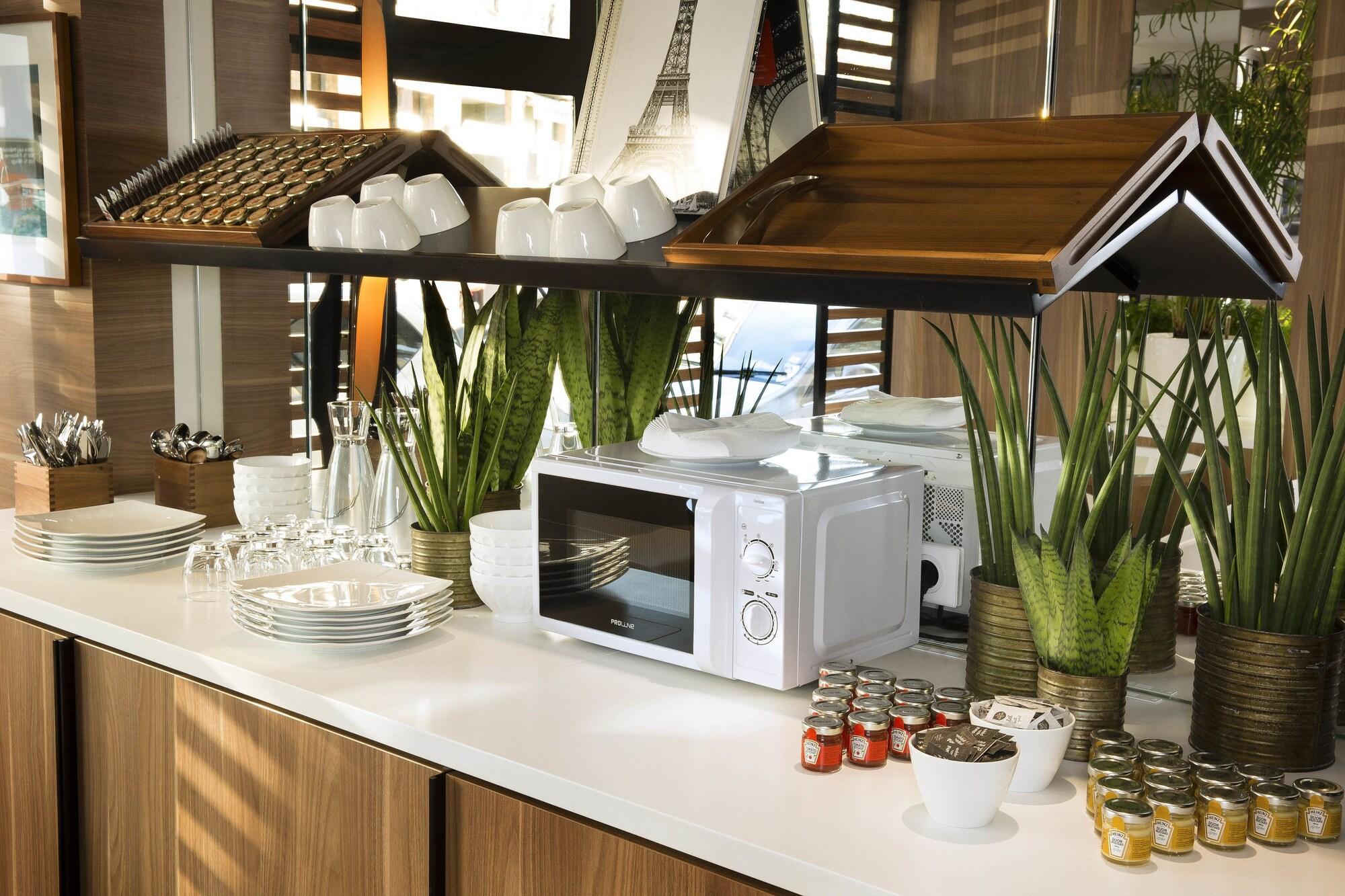 Hotel Eiffel Turenne Parigi