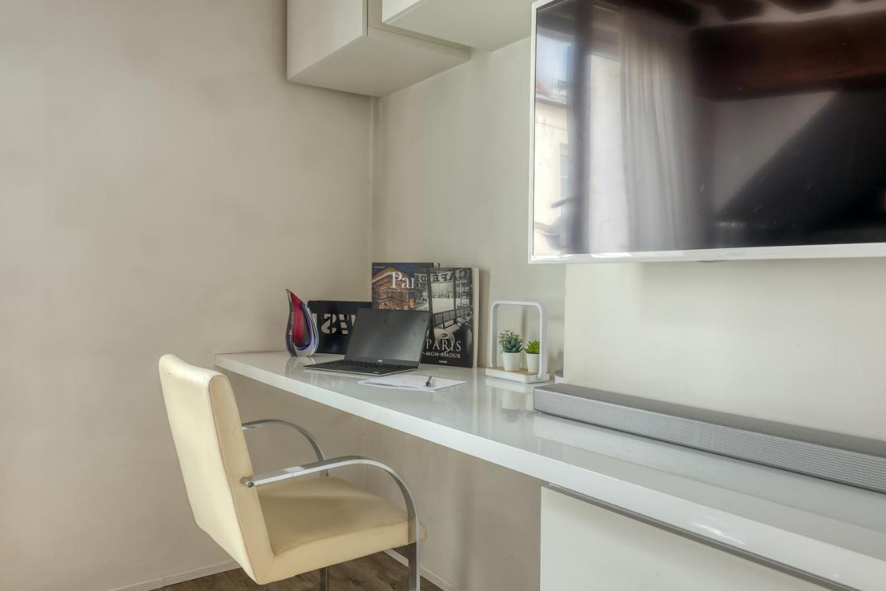 Large And Modern 1brd Flat At Lovely Saint Germain Apartment