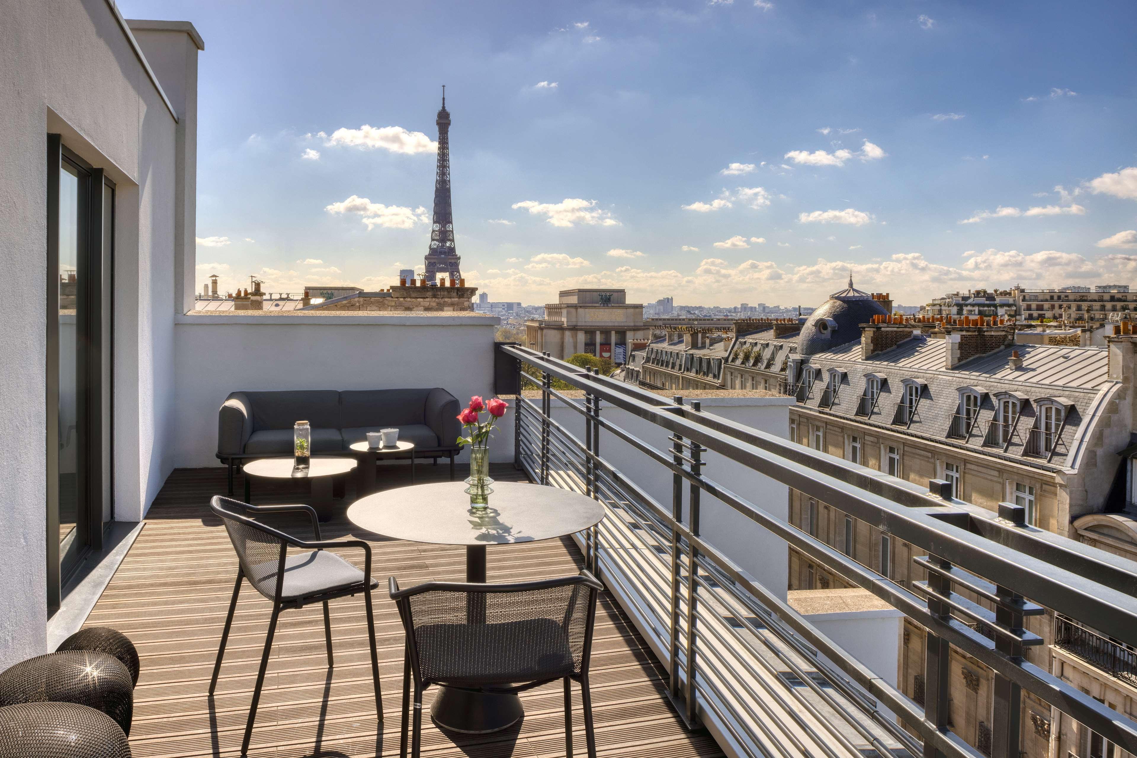 Canopy By Hilton Eiffel Tower