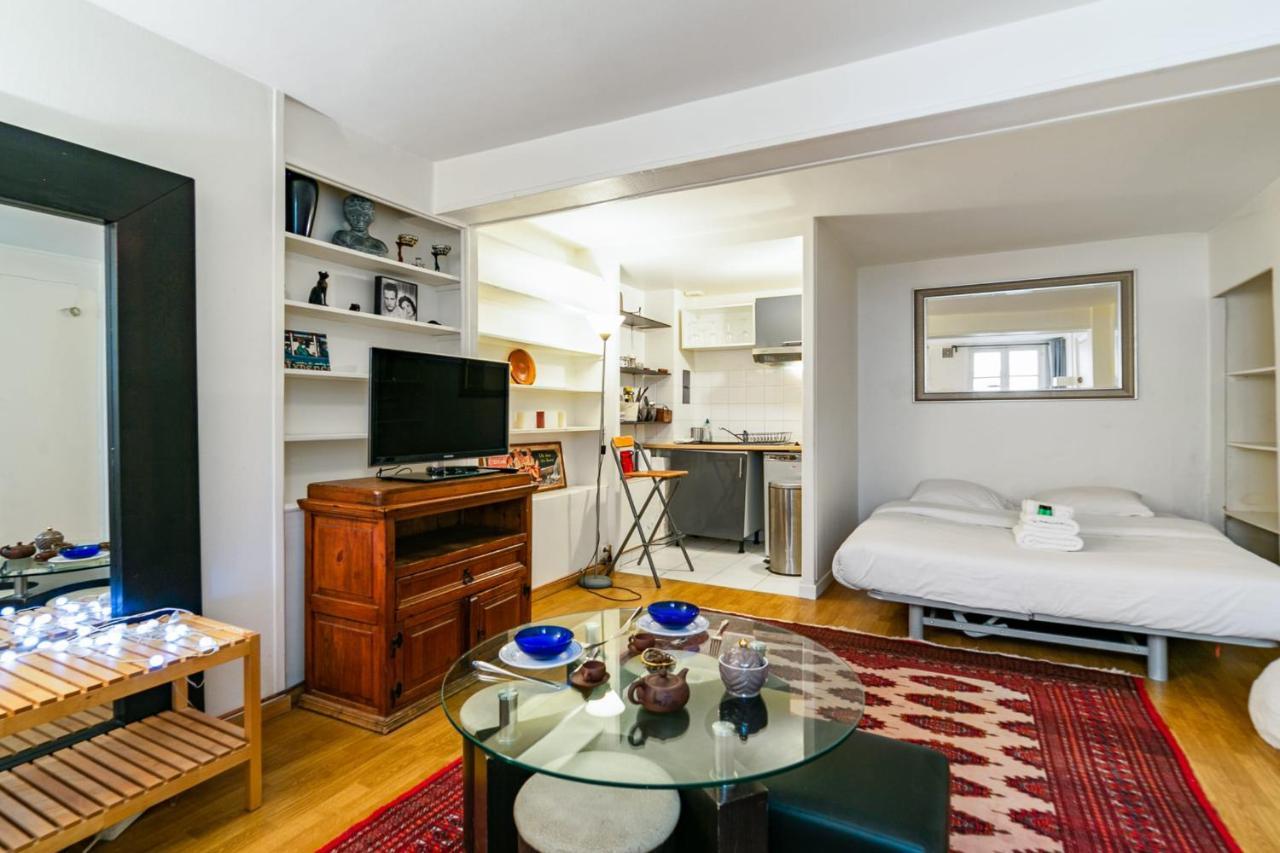 Nice And Calm Studio Nearby Alesia At The Heart Of - Welkeys Apartment Paris