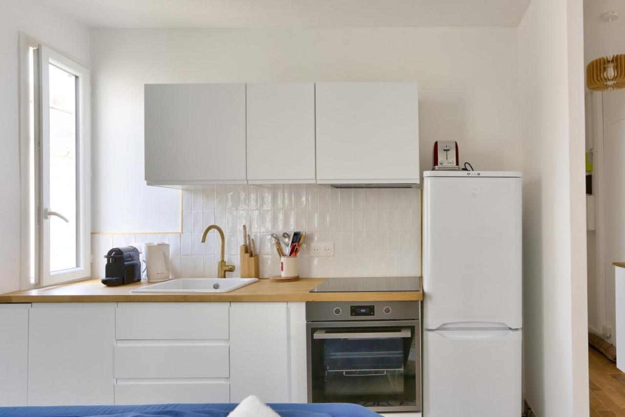 Charming With Balcony For 2 Appartamento Parigi