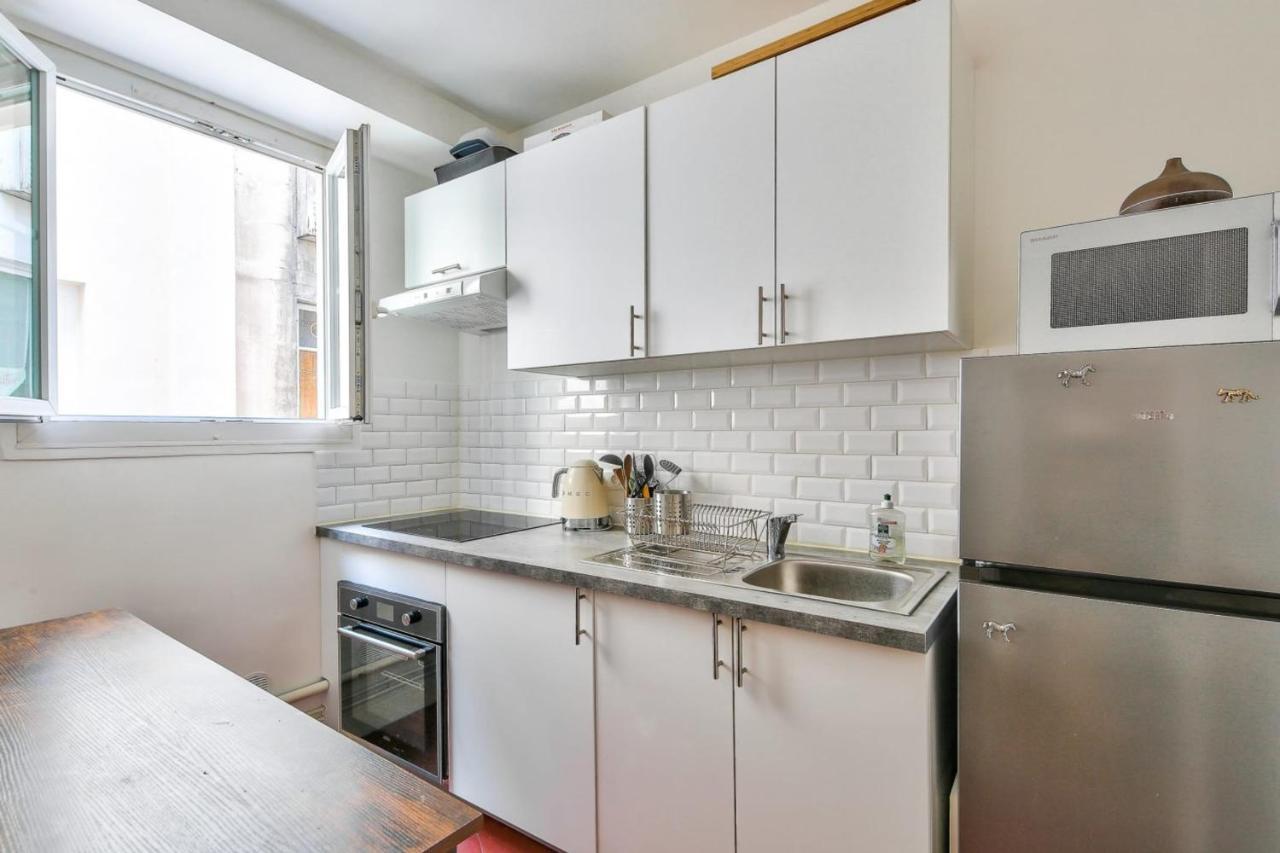 Large Cozy Near Convention Parigi