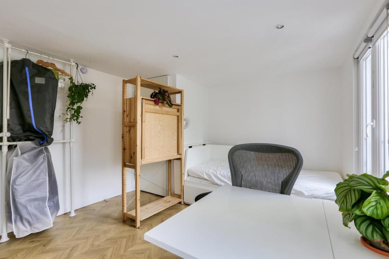 Super Studio In The 11th District