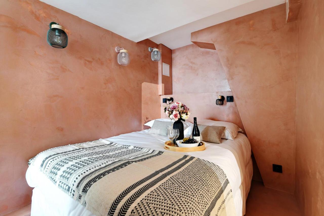 Apartment Cmg Amazing Duplex 3br 6p Le Marais Paris