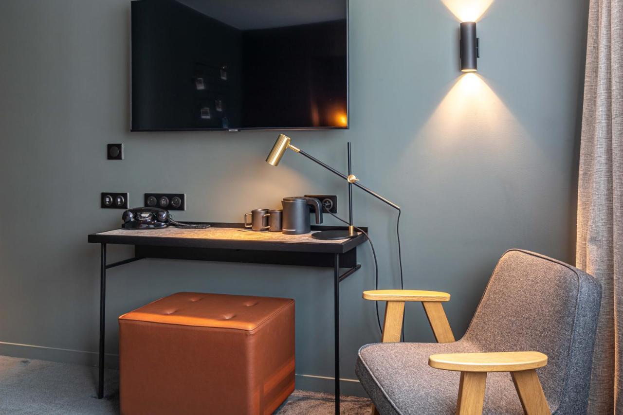 Hotel Le Bellune Parigi