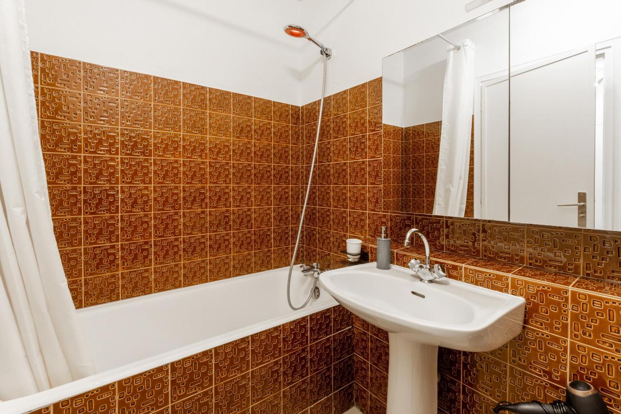 Luxury Living In Saint Germain Apartment