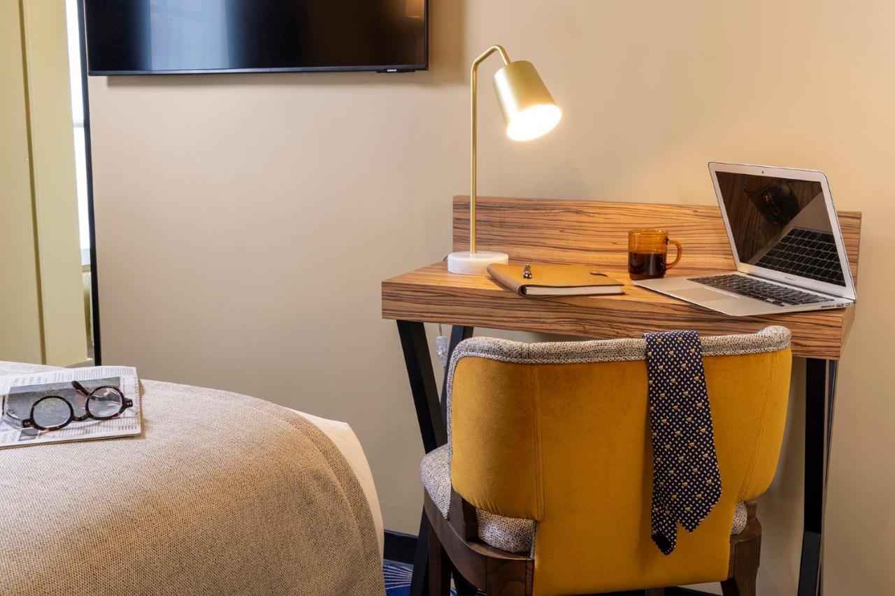 Le Rocroy 4* Parigi