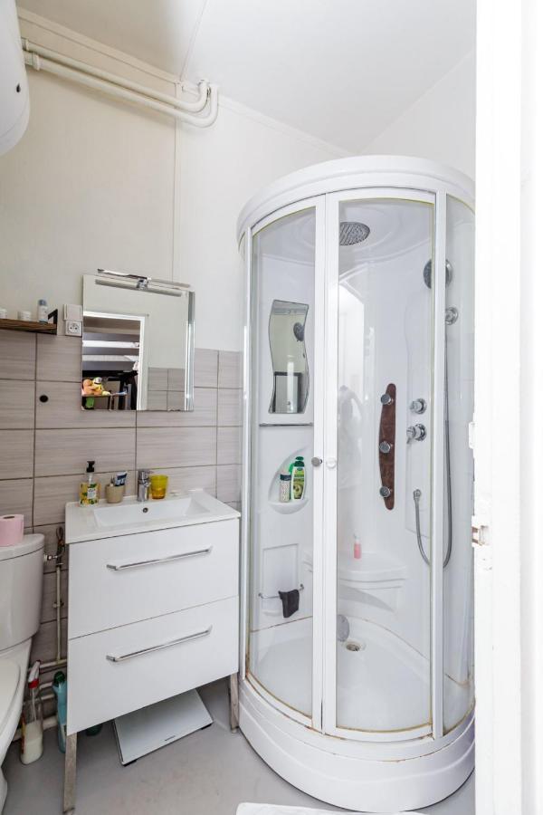 Equipped Studio Near The Montparnasse Tower Appartamento Parigi