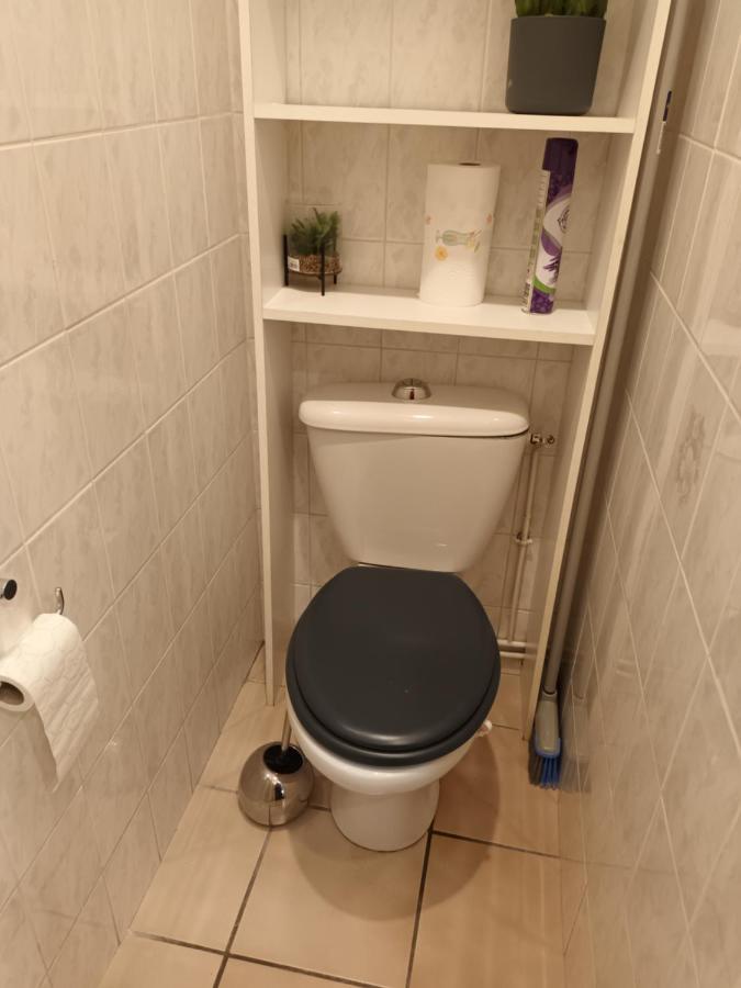 A Hypercentre *