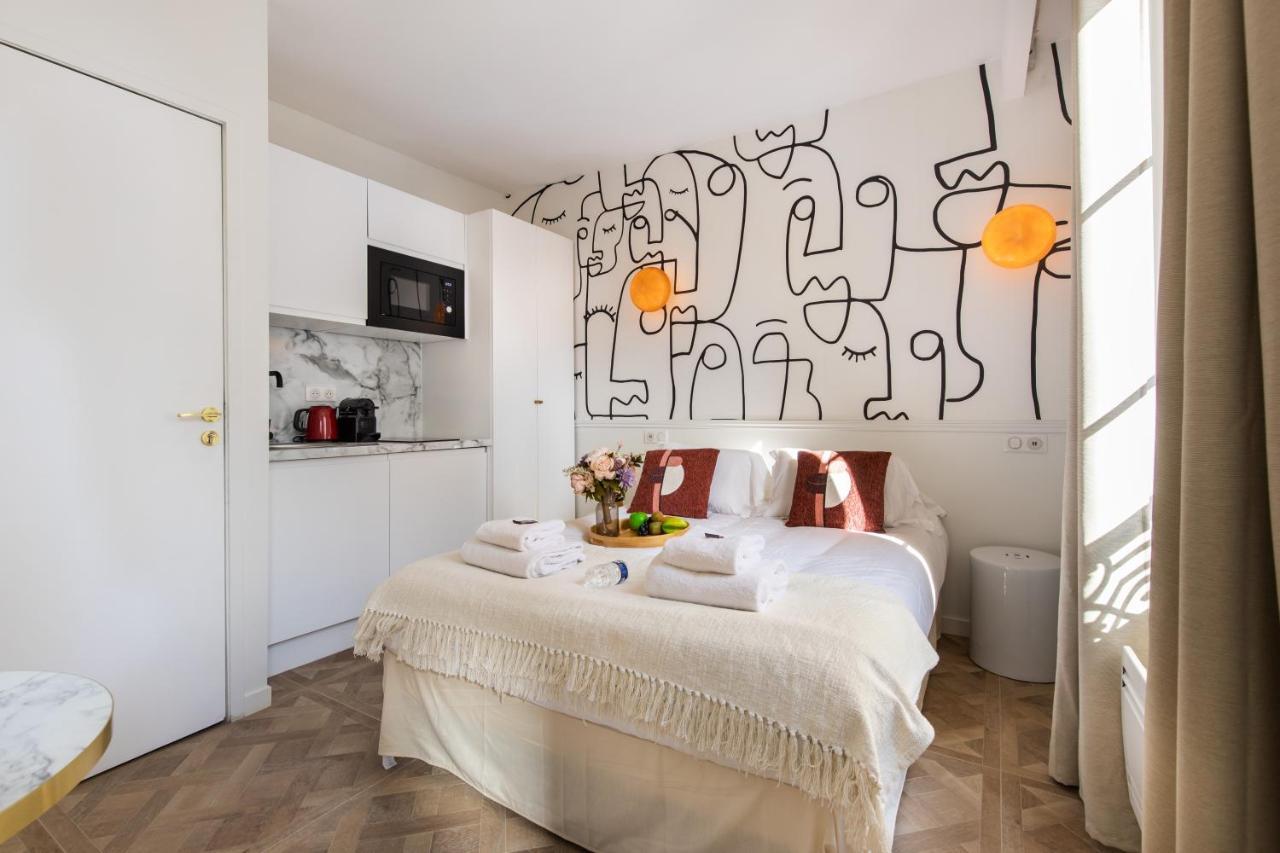 Cmg - Studio Montmartre 10