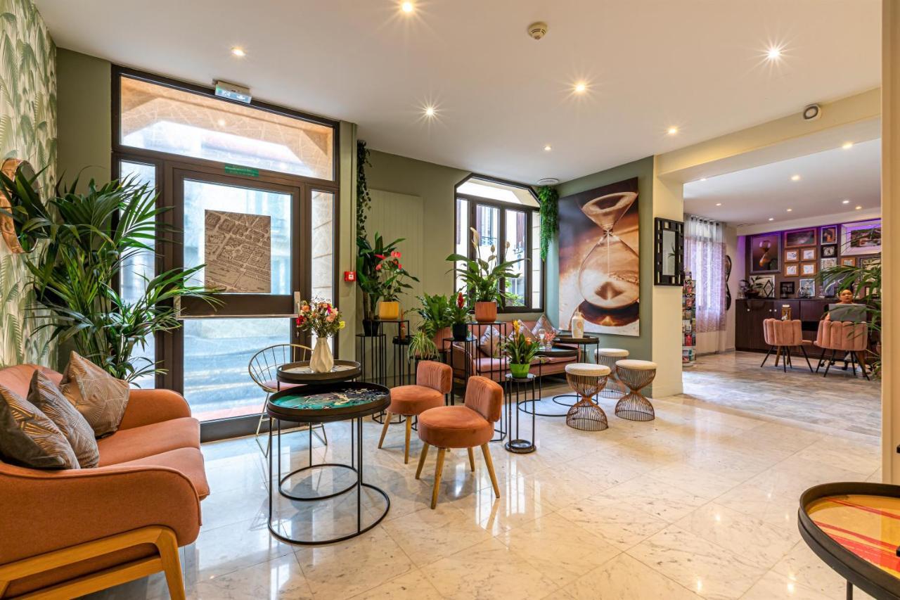 Hotel Ariane Montparnasse By Patrick Hayat Parigi