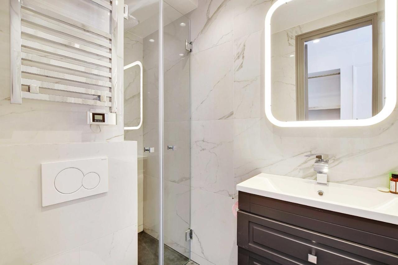Magnifique - 2br - 6p - Place De L'etoile Paris