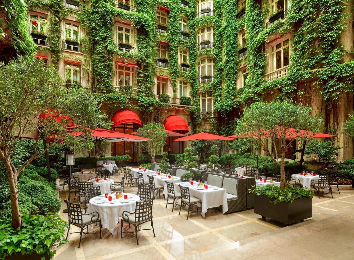 Plaza Athénée - Dorchester Collection Hotel Parigi