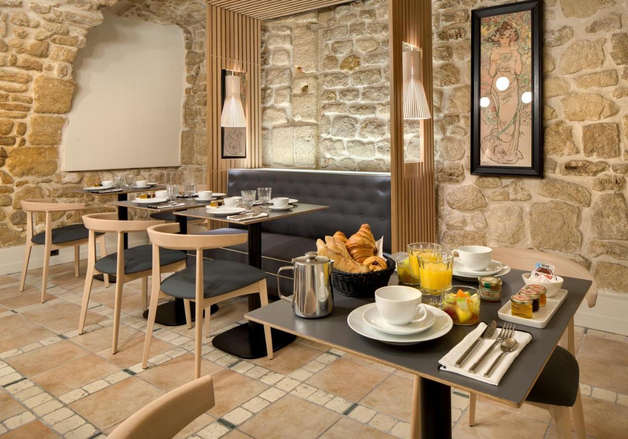 Les Rives De Notre-dame Hotel