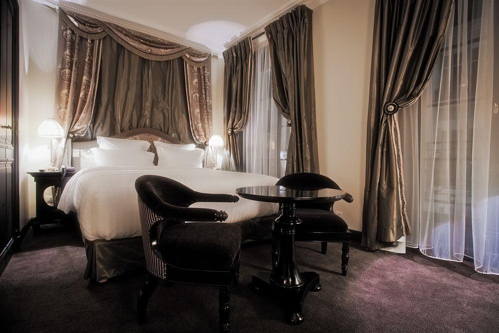 Hotel Maison Athénée 4*