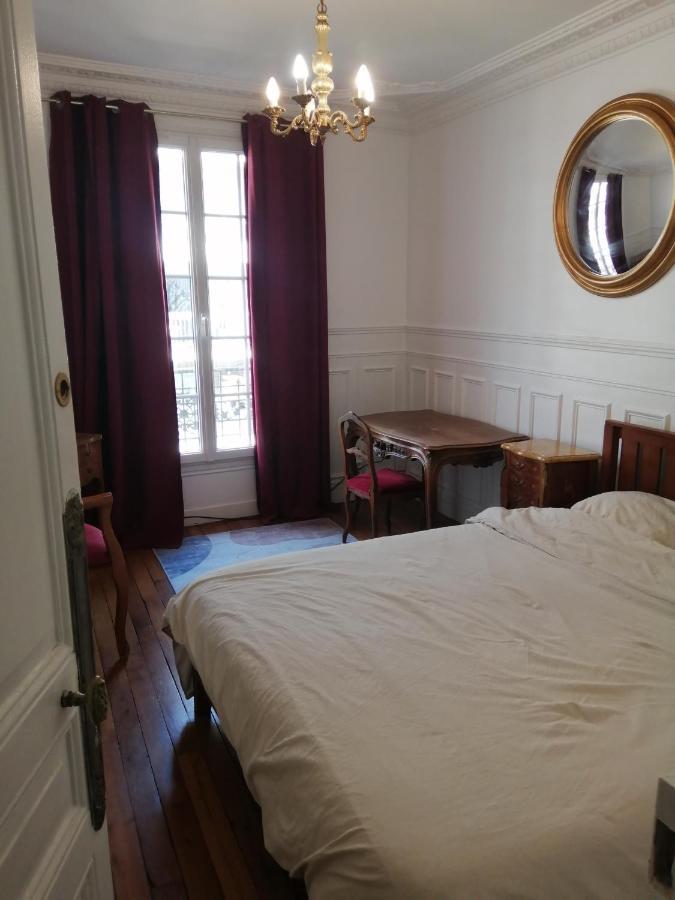 Paris, Typique Spacieux Et Confortable Alloggio in famiglia *