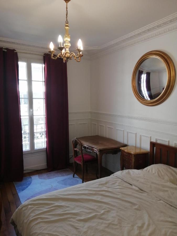 Paris, Typique Spacieux Et Confortable * Parigi