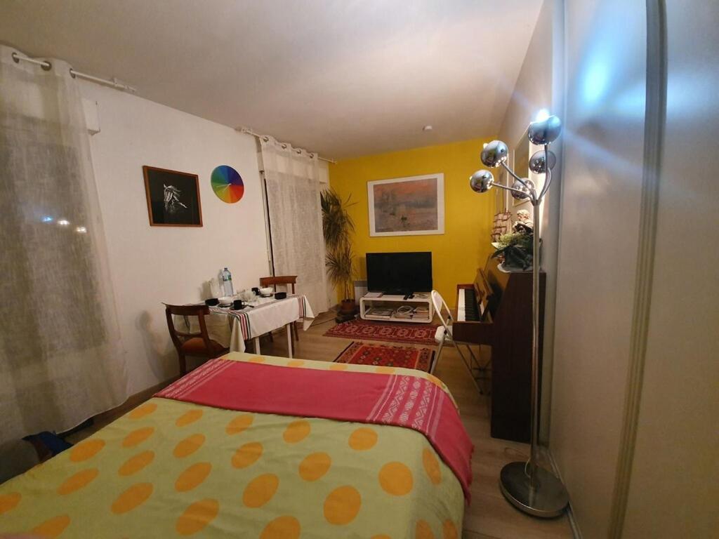 Central Calme Totale Standing Buttes Chaumont Apartment *