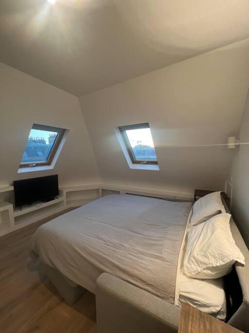 : Studio Avenue Montaigne, Champs-elysees Appartamento *