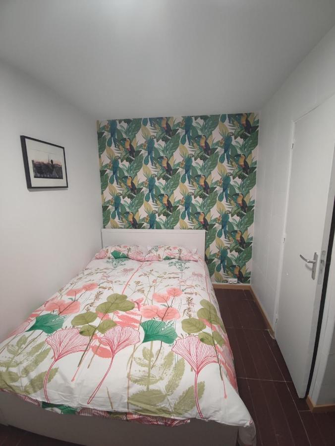Hostel Reu-nid Paris