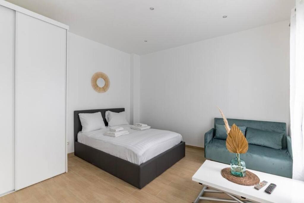 Apartment Hsh Montbrun-alesia I Cosy Studio 3p Paris