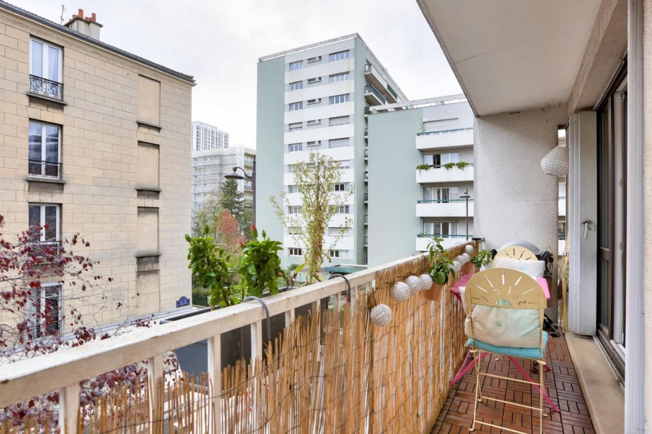 Bright For 4 With Balcony Parigi