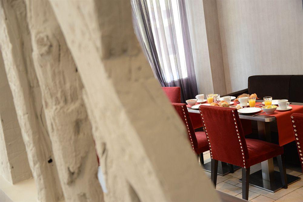 Des Archives Hotel
