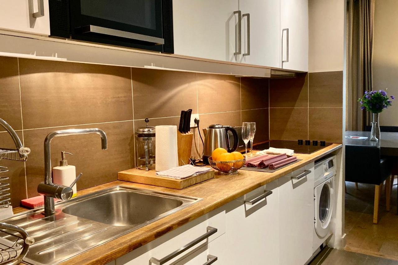 Apartment Louvre 3 Bedroom Pad A Terre Deluxe Aircon *