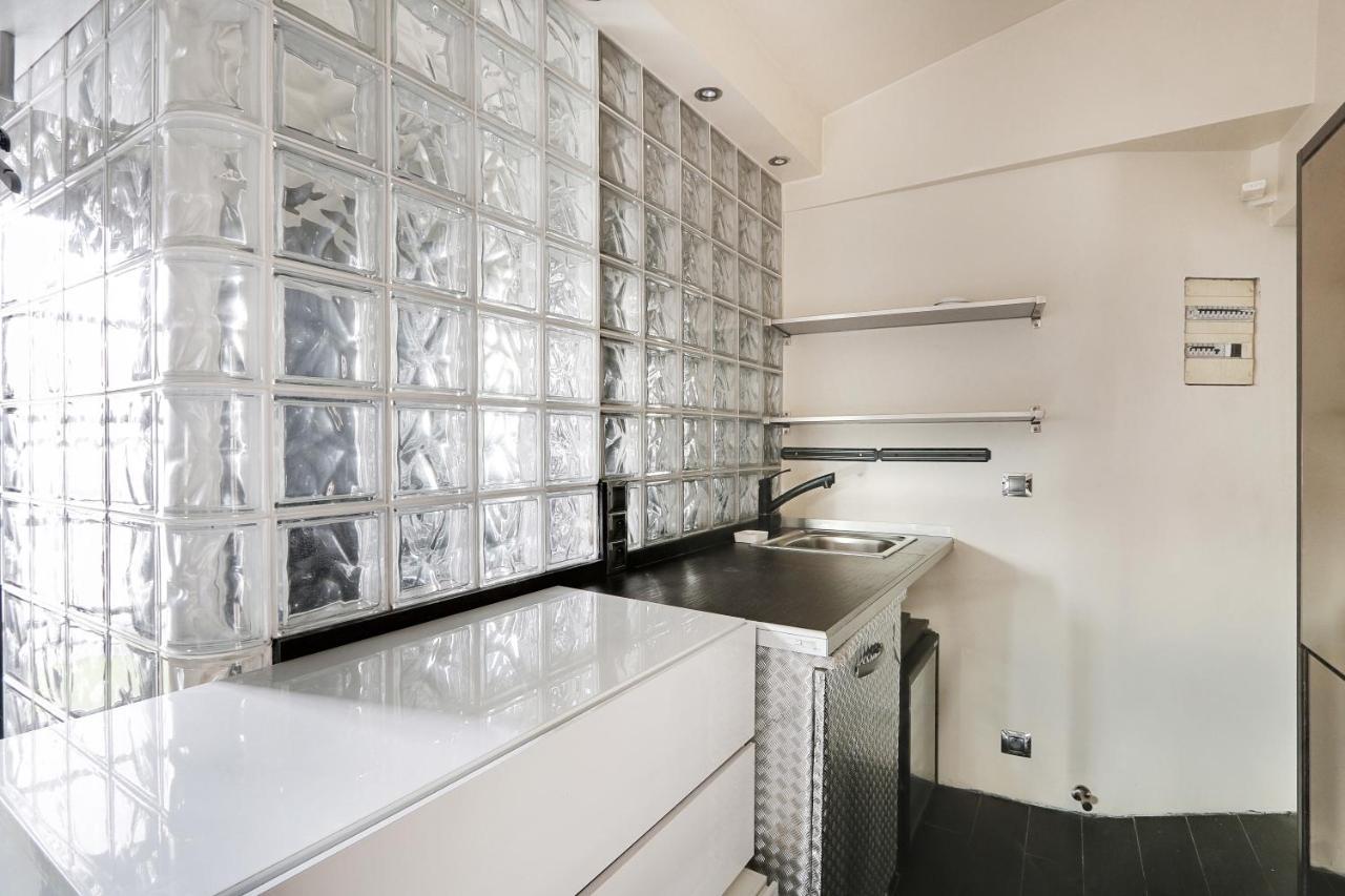 Pick A Flat's In Le Marais - Rue Saint Merri