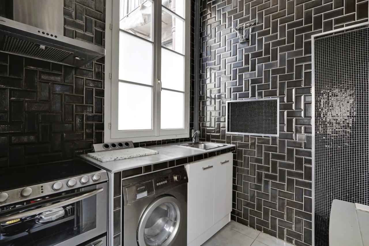 Pick A Flat's In Le Marais - Rue Saint Merri *