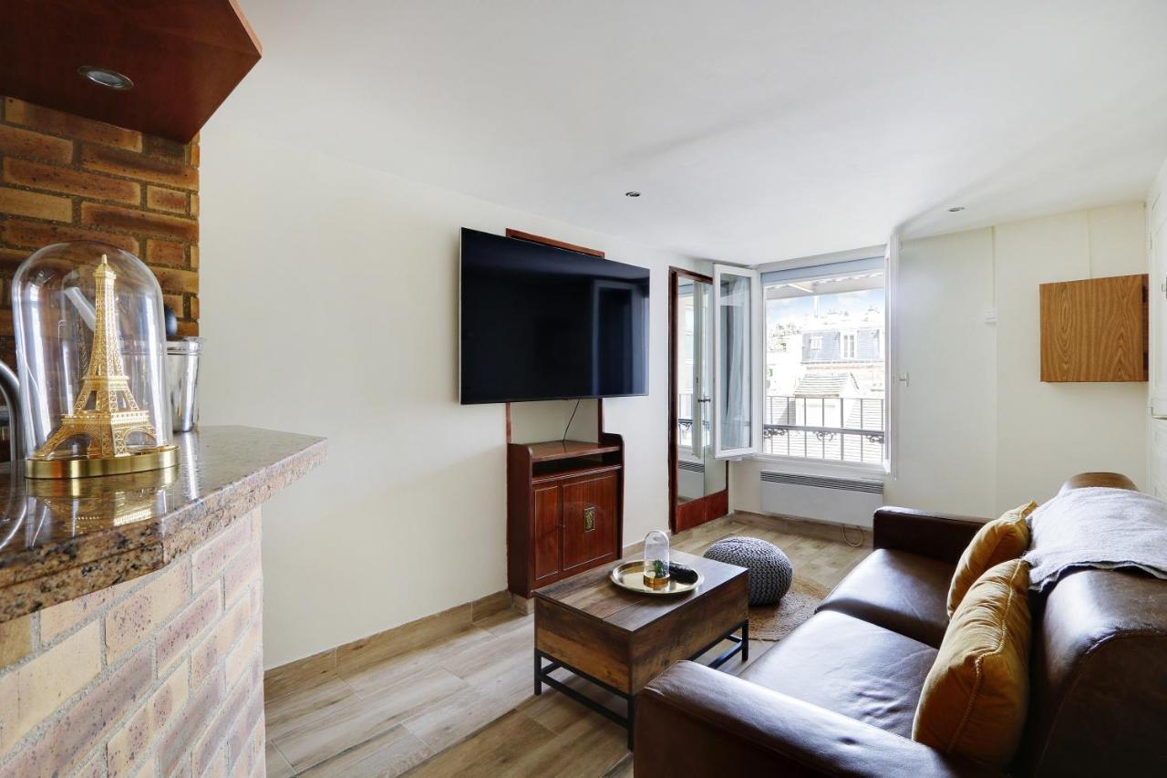 Pick A Flat's In Le Marais - Rue Saint Merri *