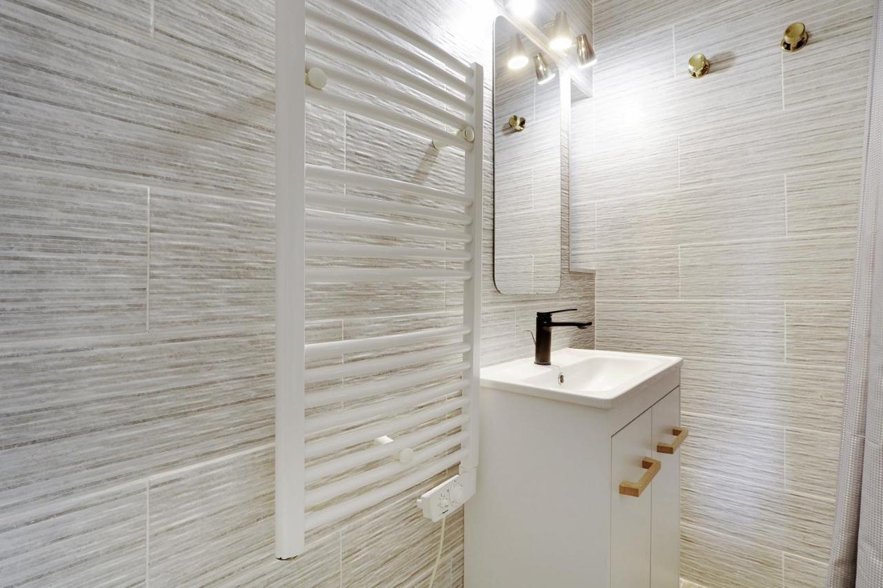 Pick A Flat's In Le Marais - Rue Saint Merri Appartamento Parigi