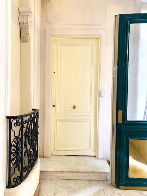 Appartamento 2 Bedrooms - Centre - Champs Elysees Parigi