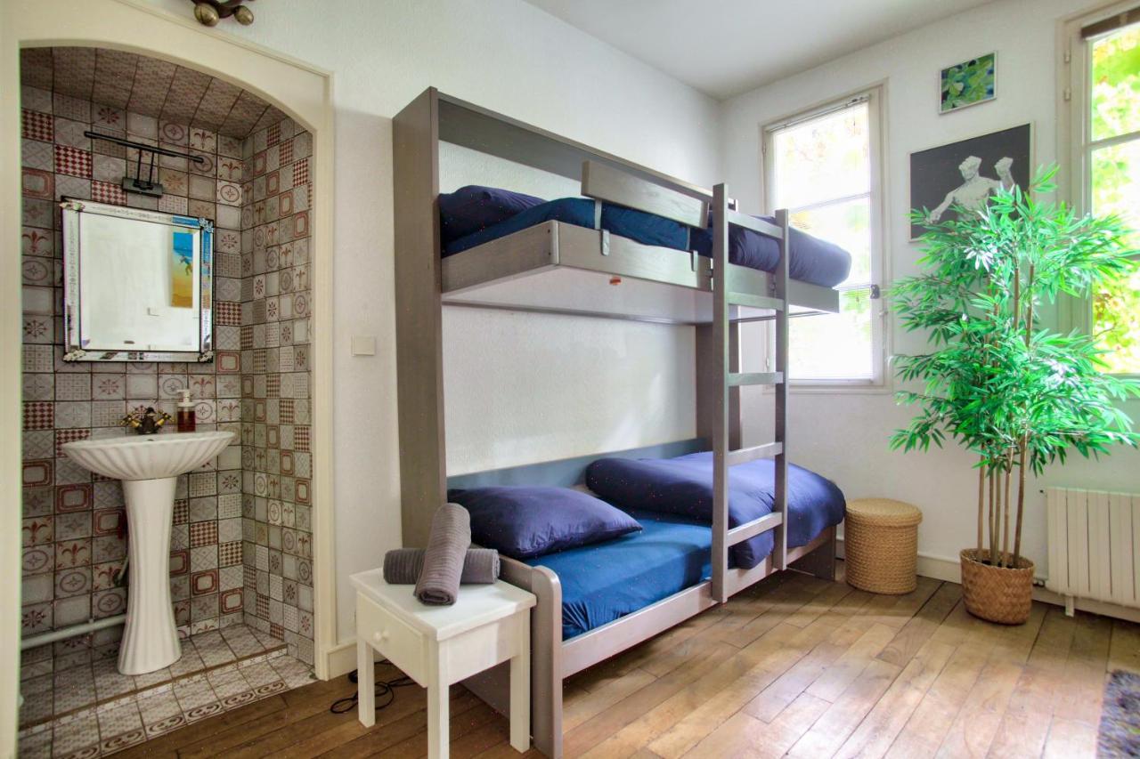 Luxurious 2 Bedrooms Saint Michel Notre Dame Augustins Free Netflix Apartment *